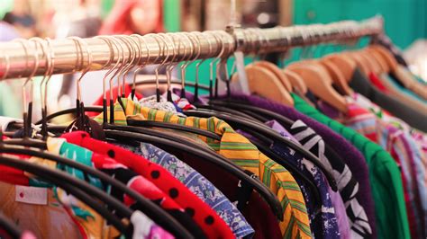 vente vetement d'occasion en gros paris